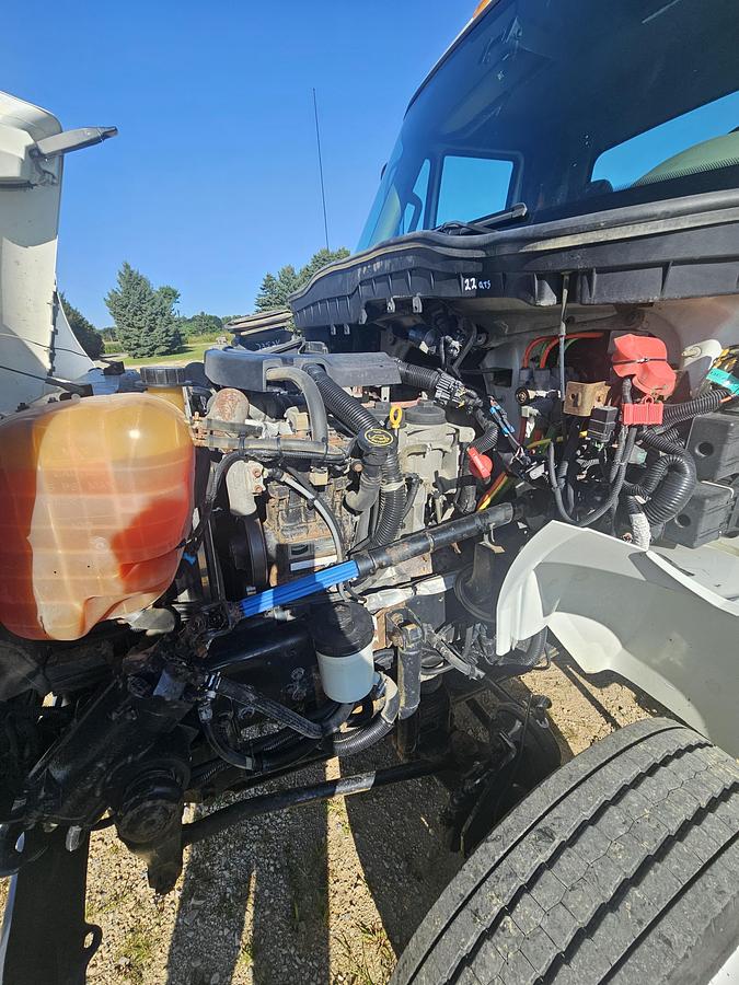 Used 2015 International / Utilicore 4300 / MD300