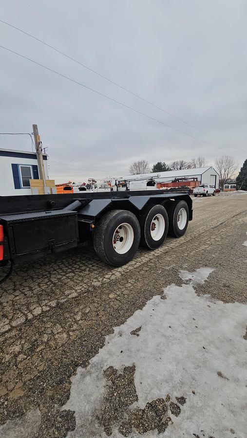 Used 2005 mack granite