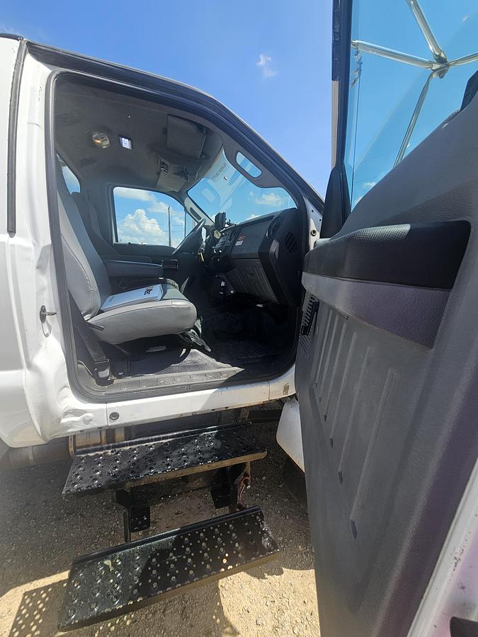 Used 2015 Ford /  Altec F750 / Digger derrick