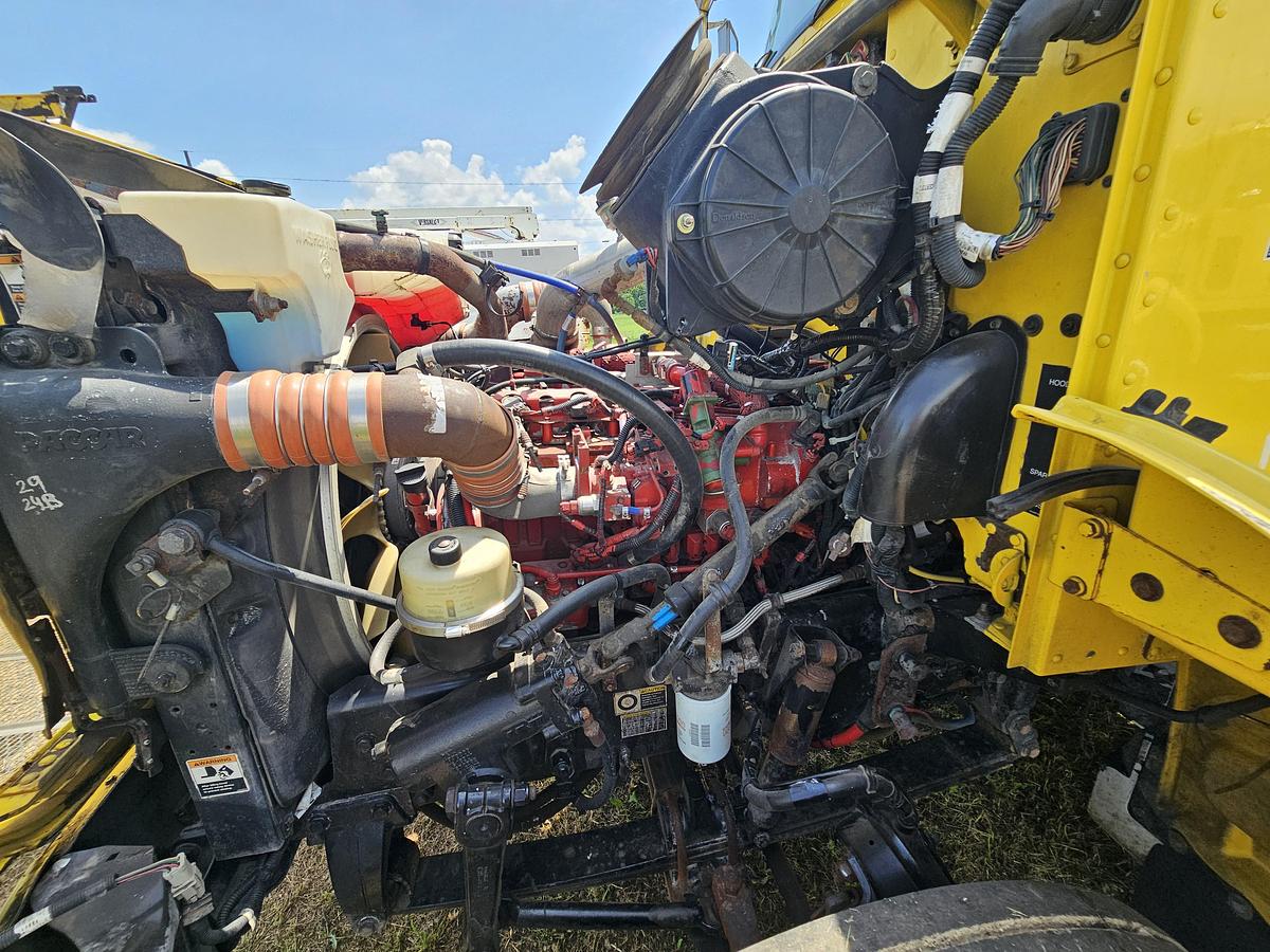 Used 2014 Peterbuilt 382