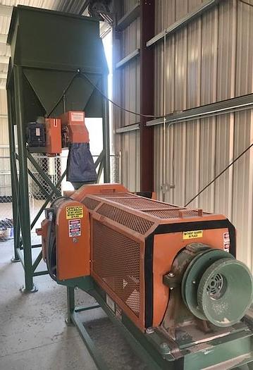 Used Feeder, Hopper, 8" x 72", C/st, Quinn #C743127