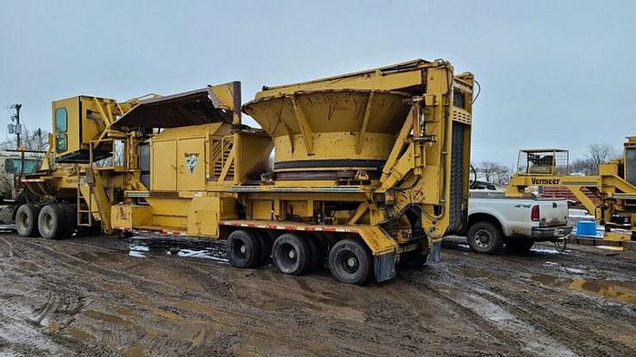 Used 2005 Vermeer TG525 tub grinder