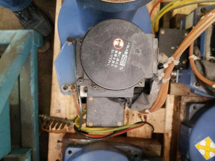 Used Denso HM-4W703BM-W 410300-0111 Robotic Arm