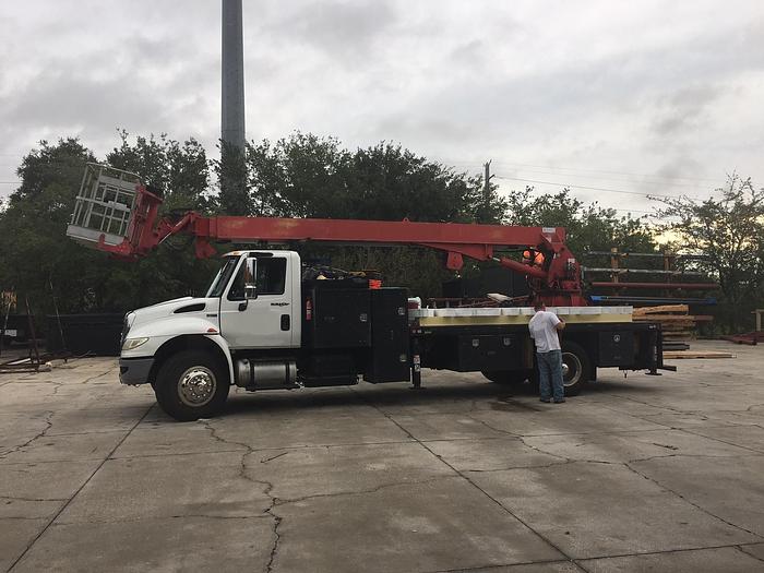 Used 2011 International 4300 Manitex SC75 Sign Crane - M06243