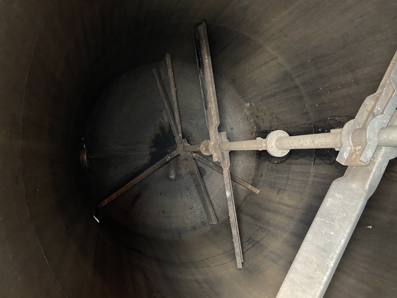 Usato Serbatoio con agitatore, da 36000 Litri