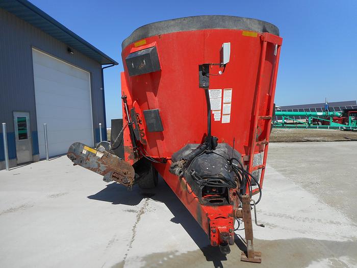 Used KUHN KNIGHT VT156