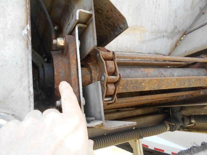 Used 2001 Monroe V-Box- Stock #: 8140