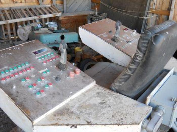 Used Prentice 610E Stationary Loader