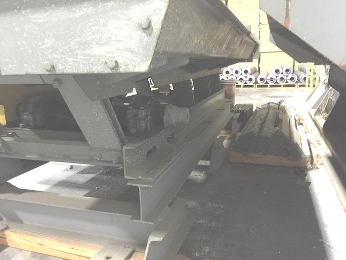 Used MONTGOMERY Horizontal Wood Hog