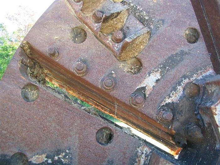 Used FULGHUM 84" Chipper