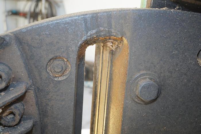 Used Precision 58″ 6-knife Chipper