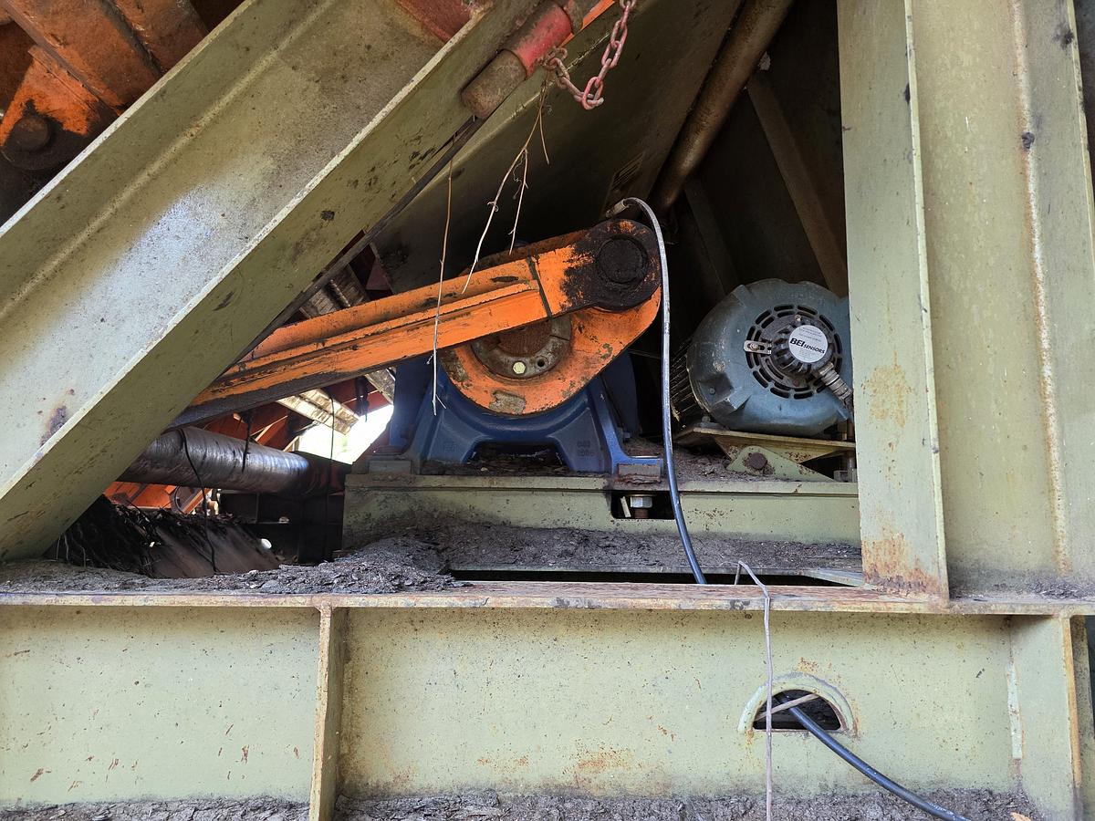 Used Linden Step Feeder - 20' capacity