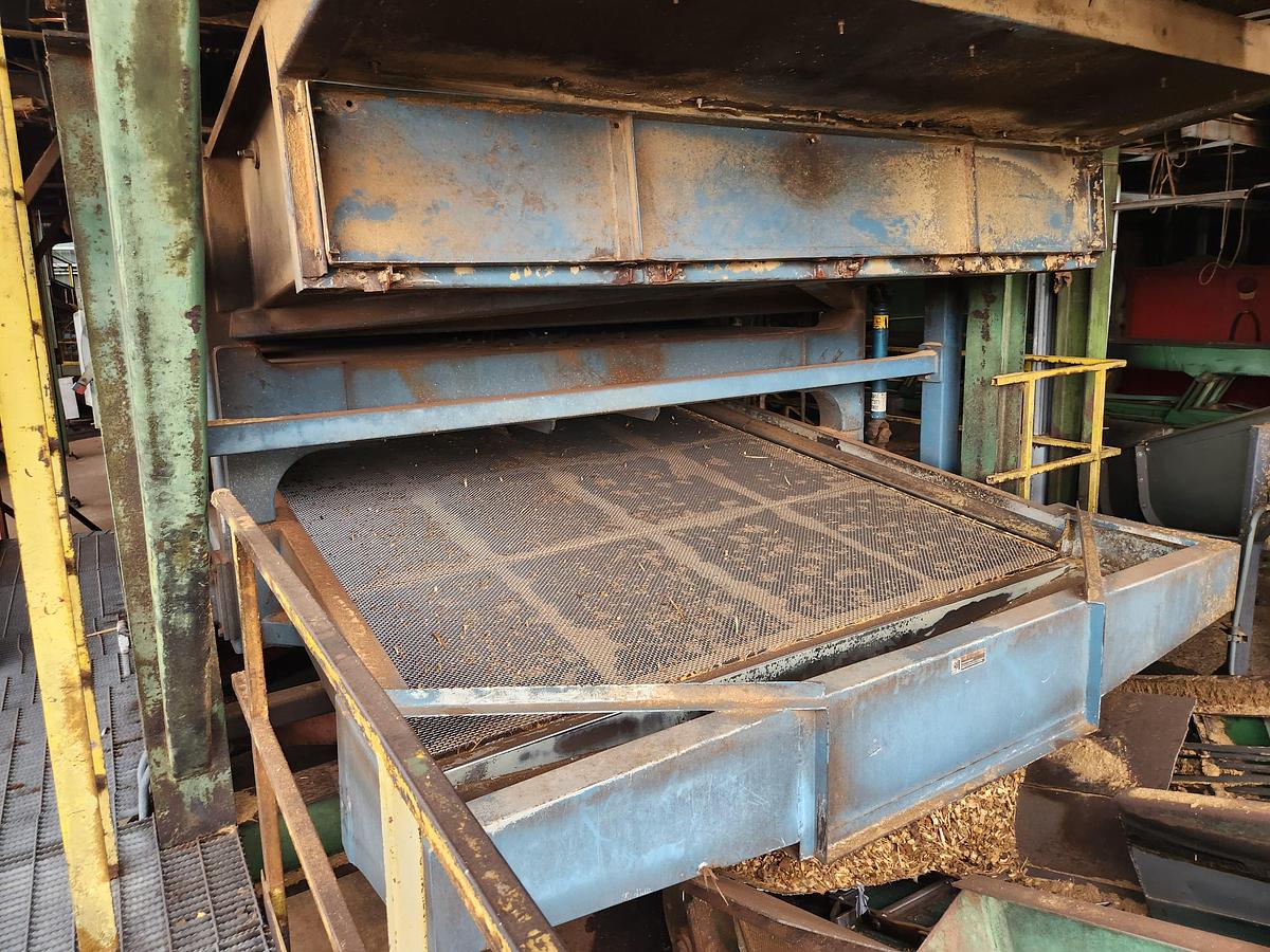 Used BM&M Counterflow Chop Screen