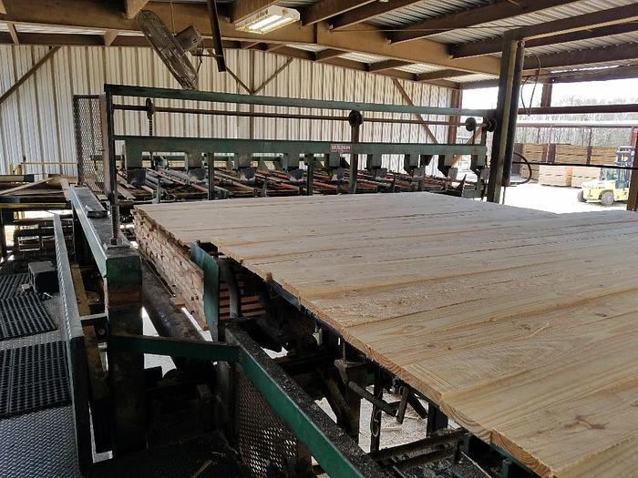 Used MIC 8′ Green Stacker