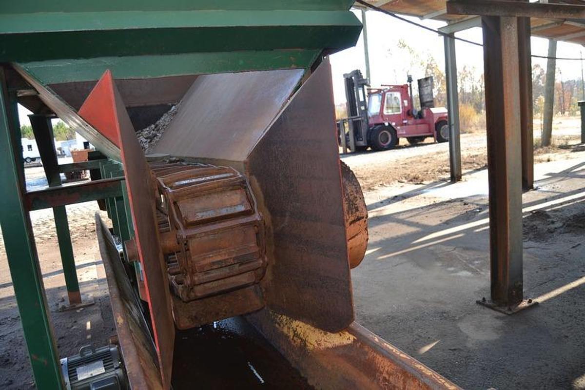 Used 12' Drag Chain Conveyor