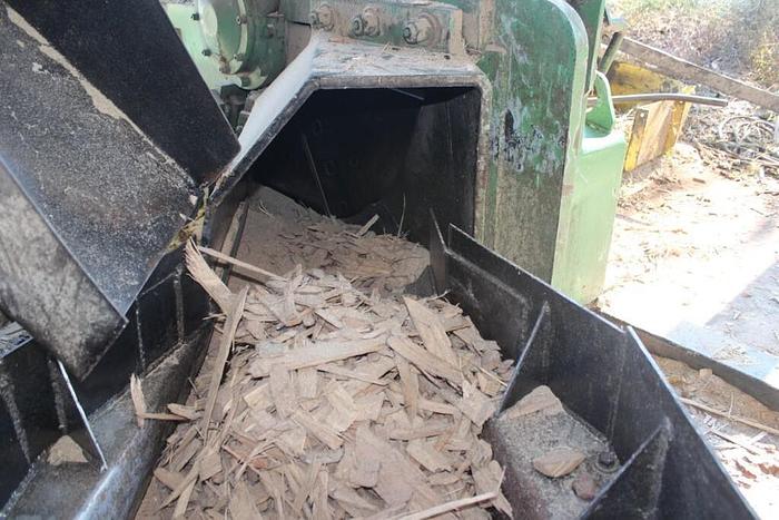 Used WEBSTER 48′ x 24″ Vibrating Conveyor.