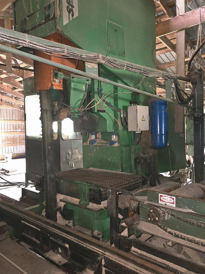 Used HMC SF 7-1600 Band Saw Head Rig