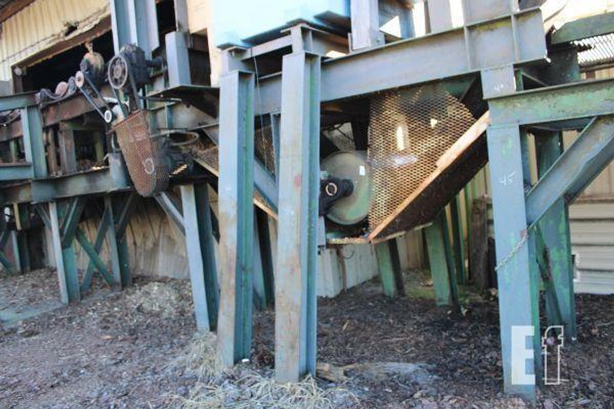 Used MDI whole log metal detector