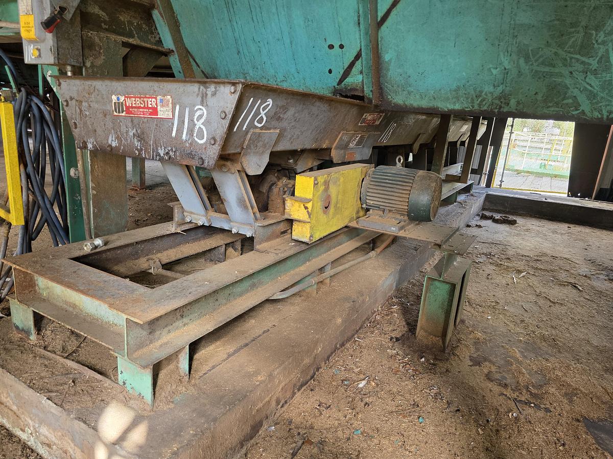 Used WEBSTER 20' x 24" Vibrating Conveyor