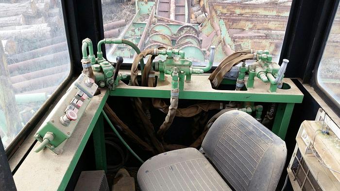 Used PRECISION 742 Rosserhead Debarker