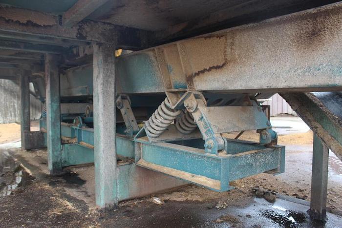 Used 18′ x 24″ Action Vib Conveyor