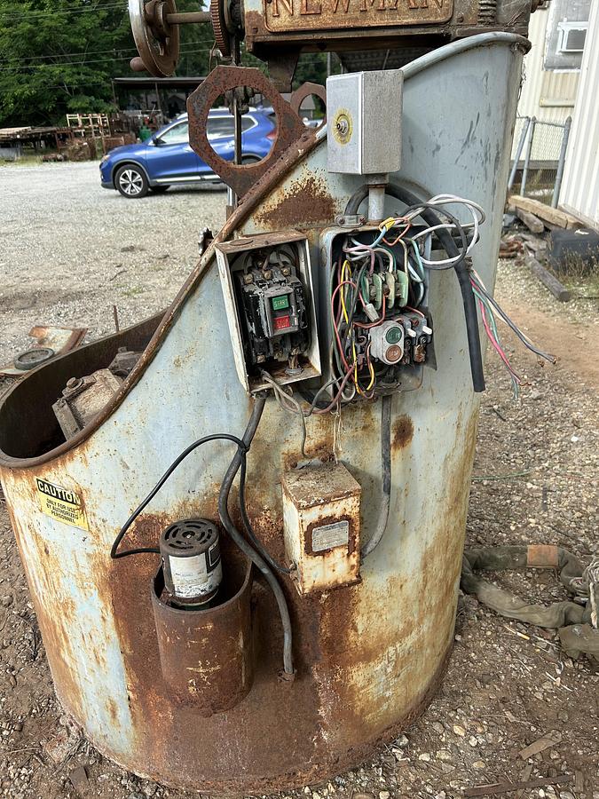 Used NEWMAN G200 Rotary Knife Grinder