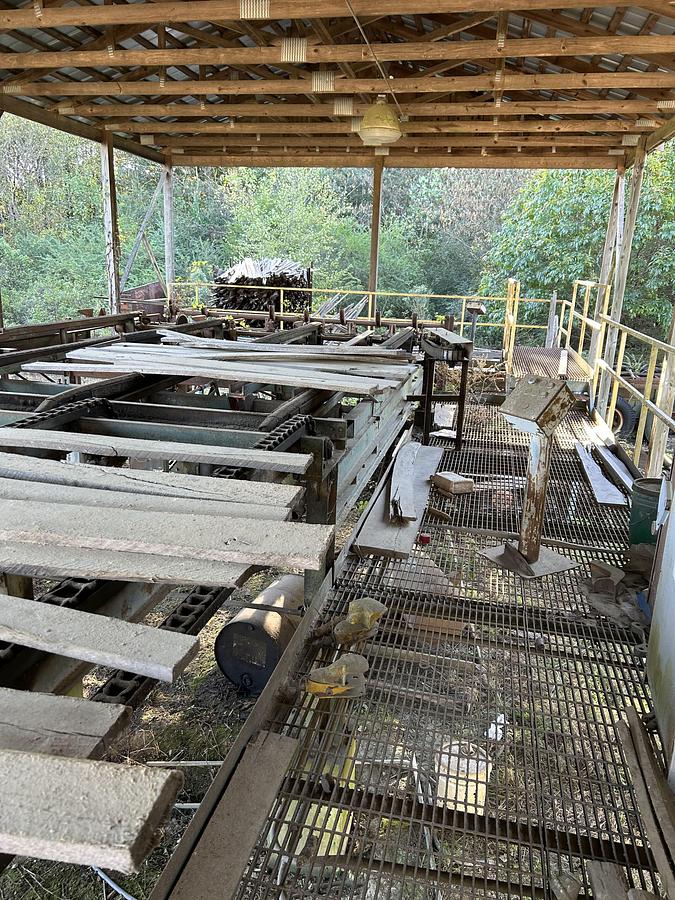 Used Irvington Moore 8' Lumber Stacker