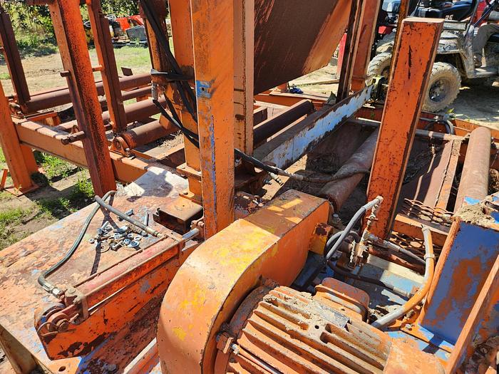 Used L-M Bar Type Package Saw