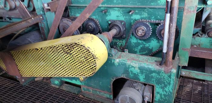 Used COOK 3-saw Edger