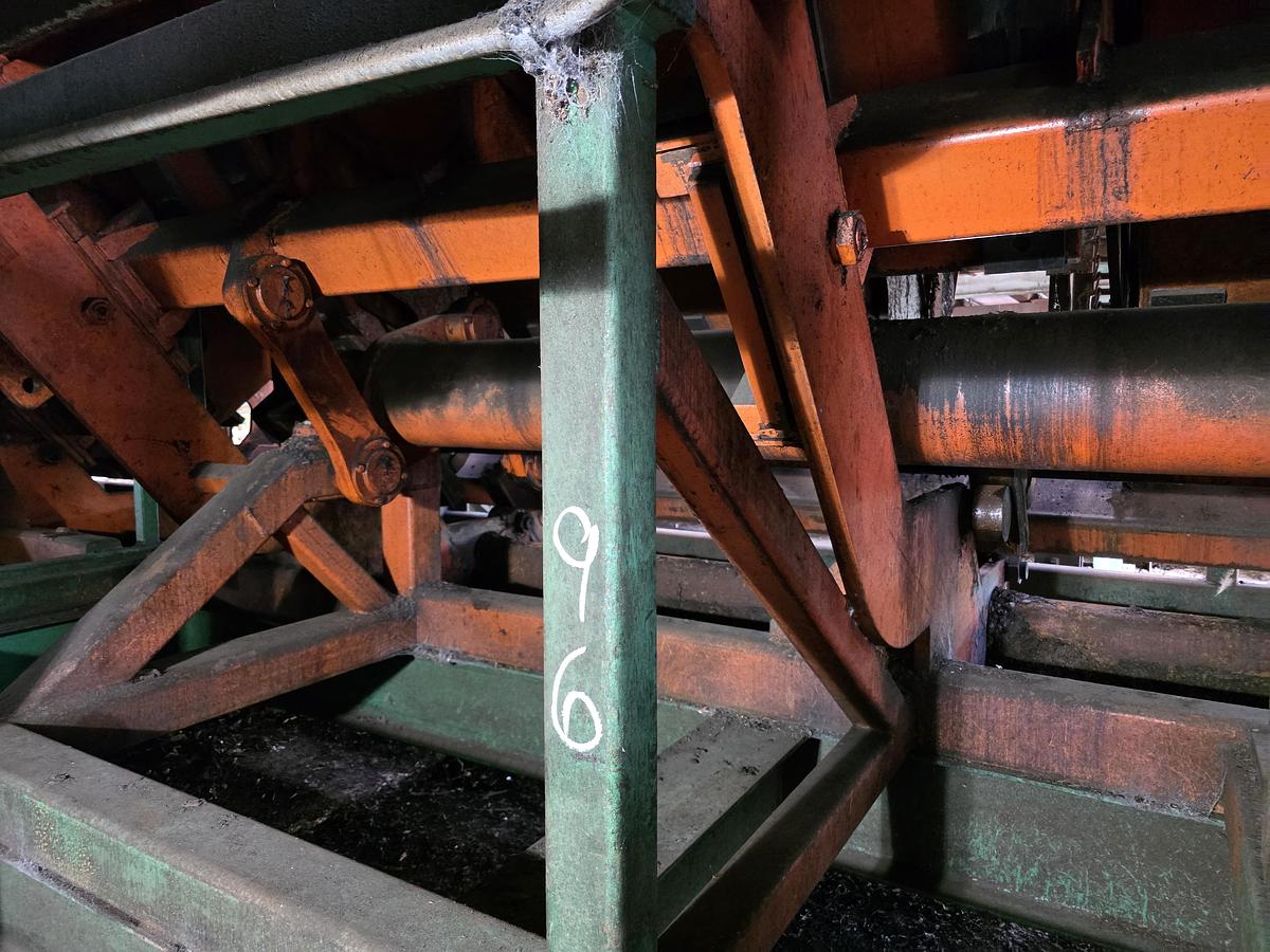 Used 2018 COMACT Wave Feeder 20' capacity