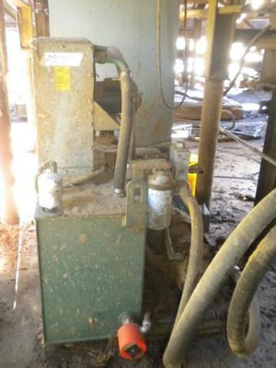 Used CLEEREMAN Carriage