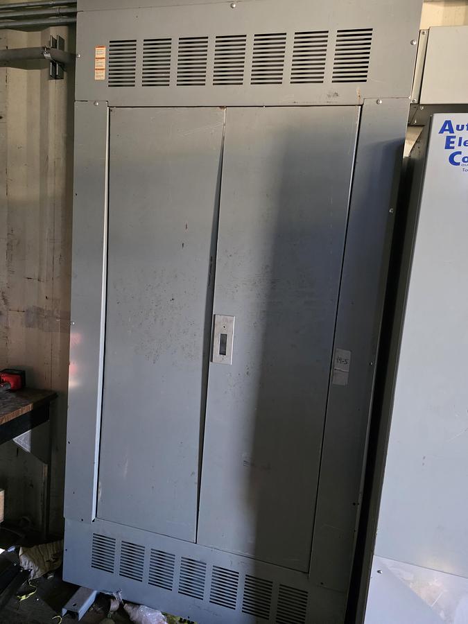 Used Square D 1200 Amp Distribution Panel