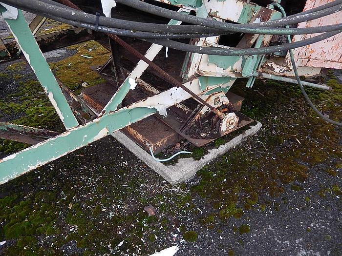 Used Radial Stacker 100′ x 36″