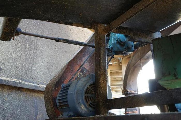 Used Concave Belt Conveyor 32′ x 18″