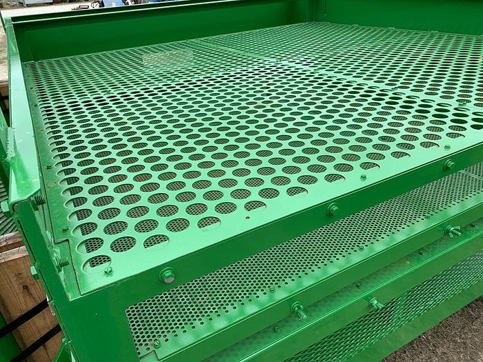 Used NEW Precision 7 x 7 Chip Screen