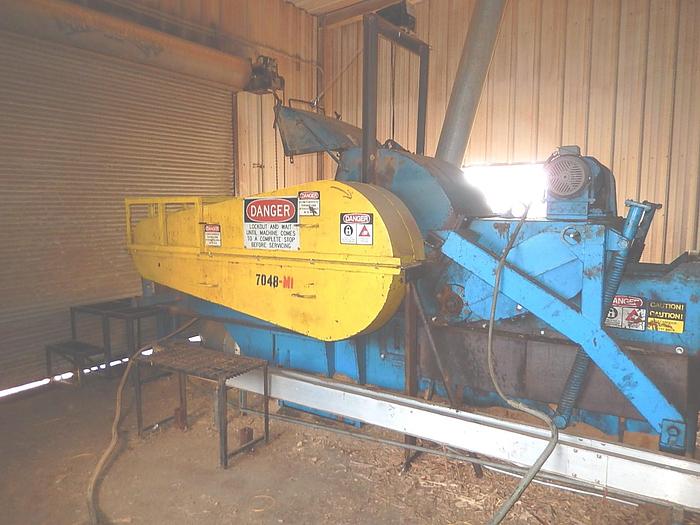 Used BRUKS Horizontal Drum Chipper