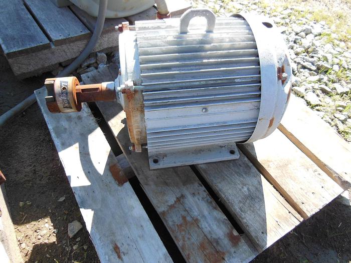Used 15 HP MOTOR
