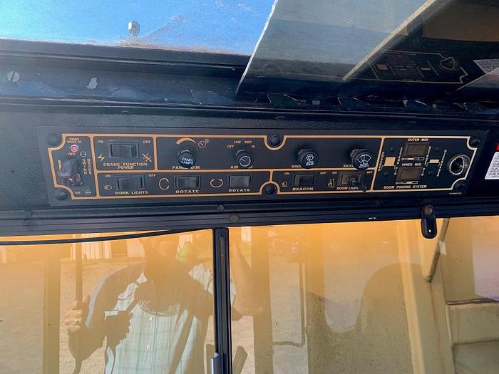 Used 1998 Grove Telescopic Boom Crane