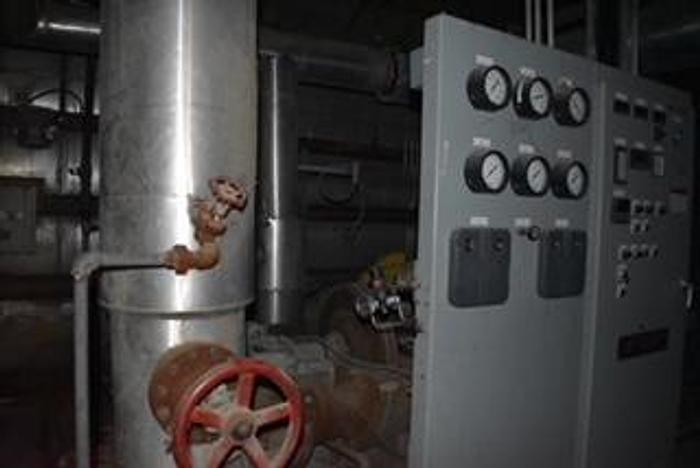 Used 685 HP HURST Woodwaste Fired Boiler