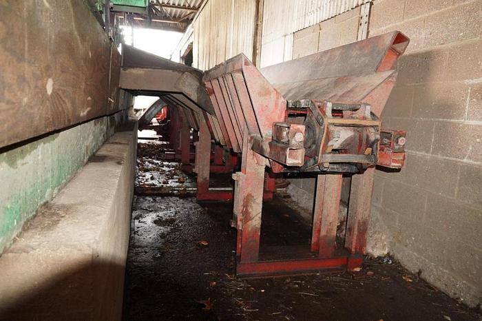 Used MELLOTT 32' Log Trough