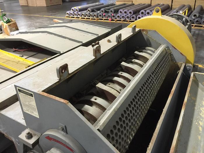 Used MONTGOMERY Horizontal Wood Hog