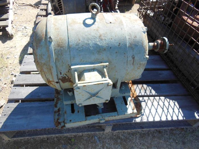 Used 15 HP MOTOR