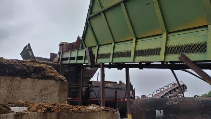 Used PRECISION Hopper Feeder