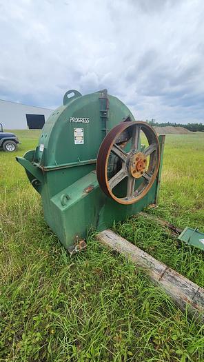Used Progress 60″ 8 Knife Chipper