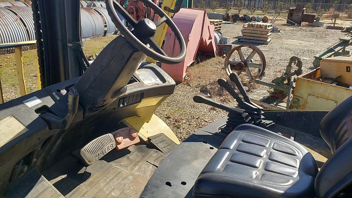 Used HYSTER 80 Propane Lift