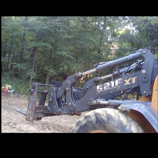 Used 2013 Case 521F XT