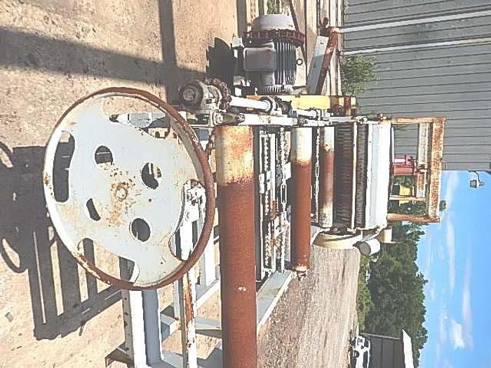 Used Crosby 4 x 32 edger