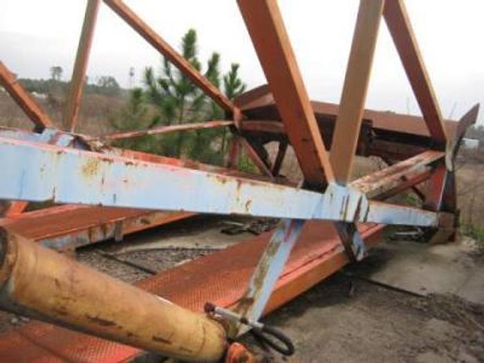 Used MORBARK Trailer Dumper