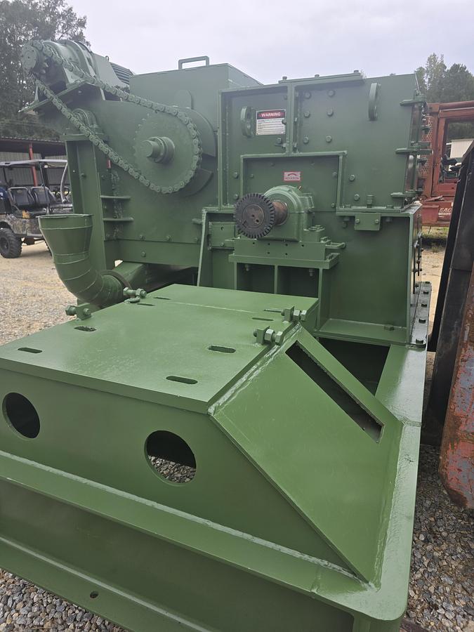 Used West Salem Horizontal Hog 200 HP