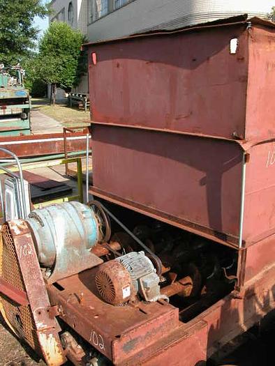 Used Feed hopper – surge bin
